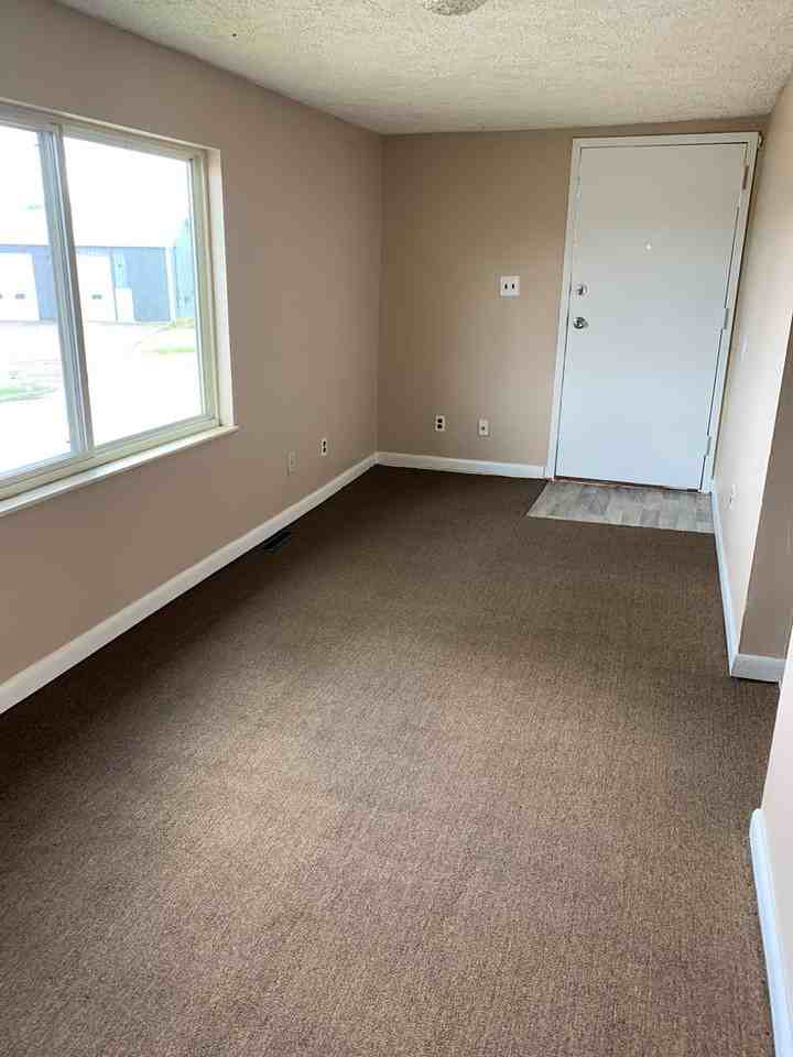 1014 Gihon St - Photo 3 of 15