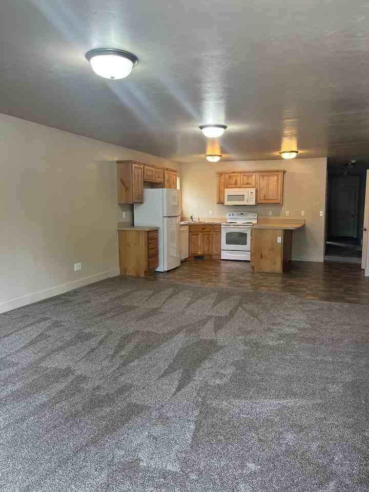 Jared Duplex - Photo 2 of 17