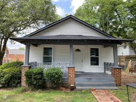 featured image of 2615 Kershaw St
