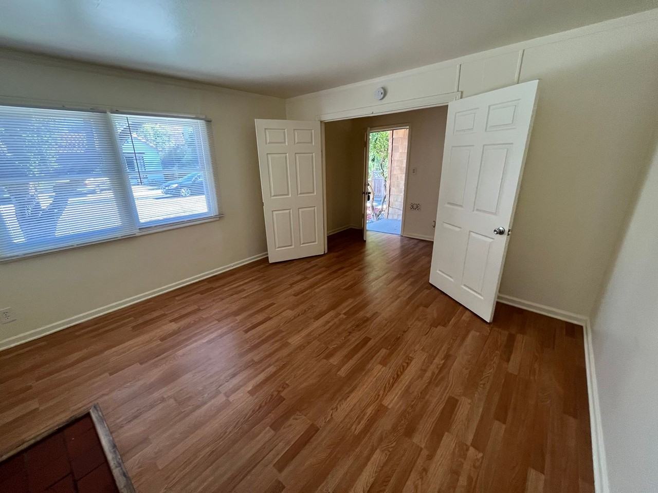 521 Hilmar St - Photo 6 of 34