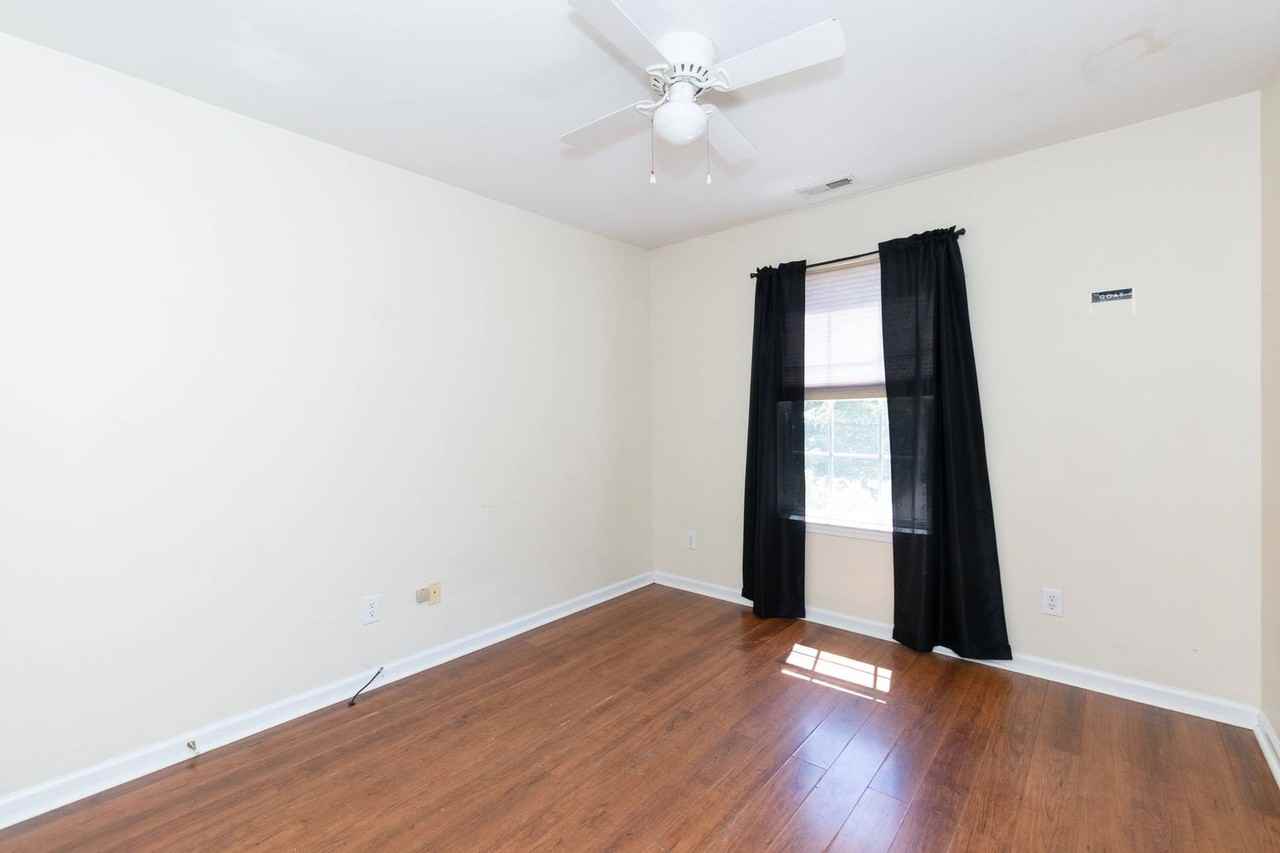 304 Providence Hall Dr - Photo 5 of 20