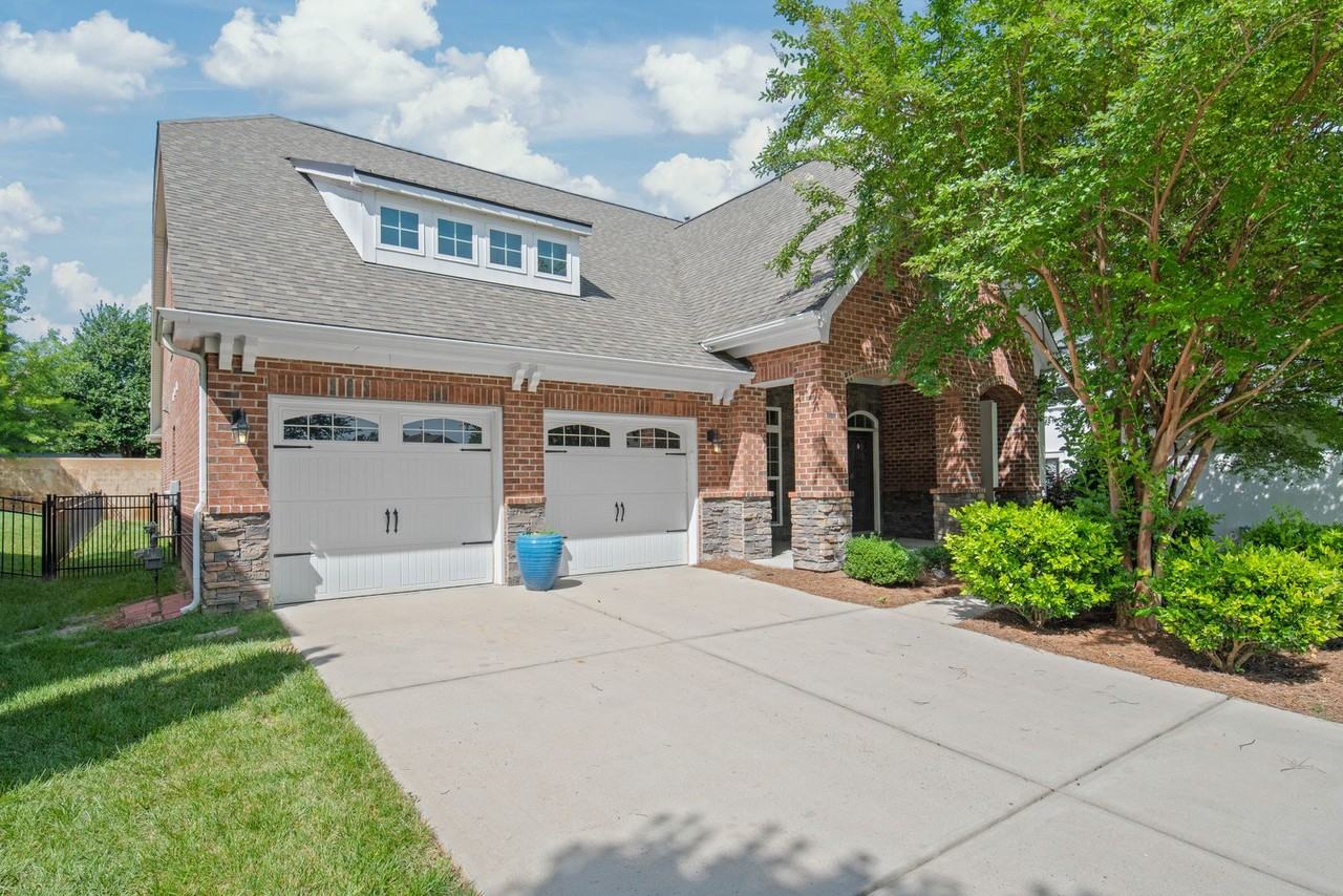 3306 Carmel Rd - Photo 2 of 42