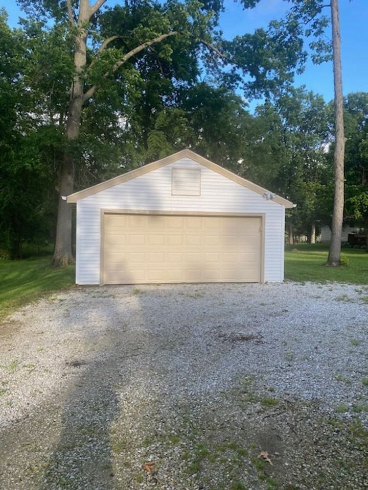 4129 Stow Rd - Photo 3 of 45