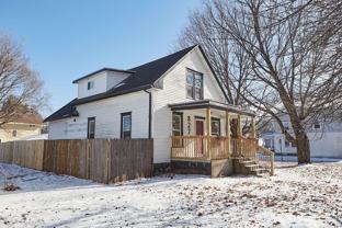 827 9th St Sw - Photo 1 of 1