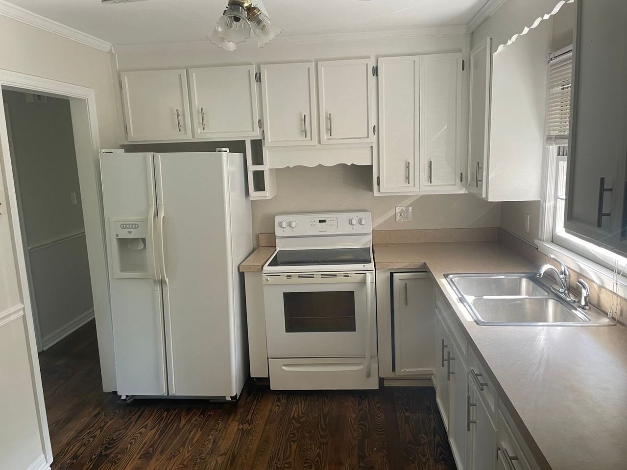 224 Wood Dale Dr - Photo 6 of 21