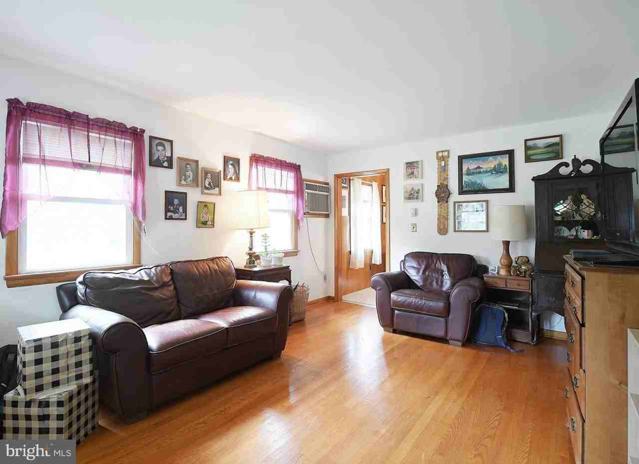 2922 Churchville Rd - Photo 2 of 8