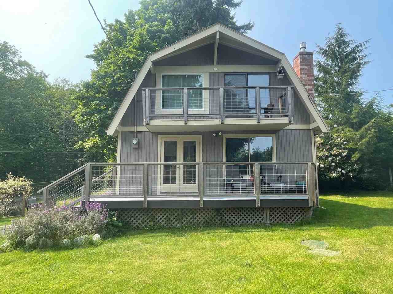 8111 Sand Dollar Ln - Photo 3 of 46