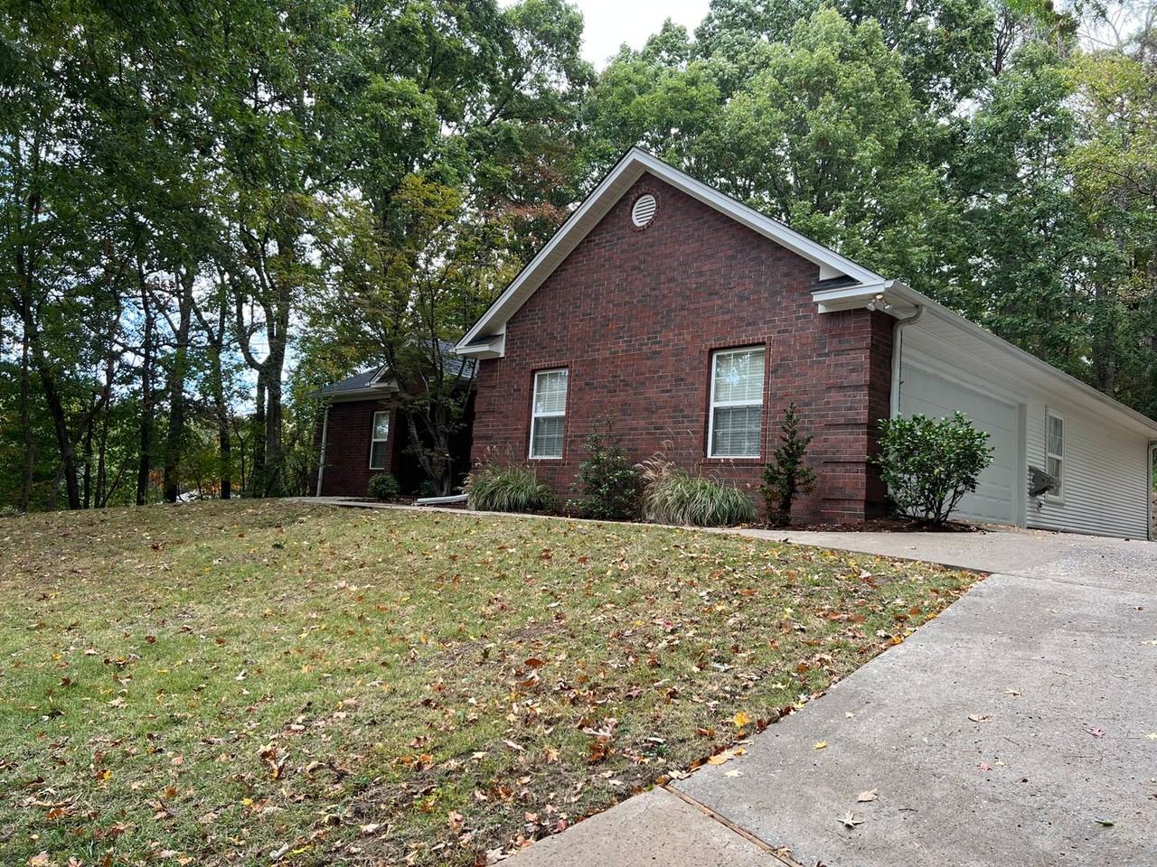2406 Oakbrook - Photo 3 of 27