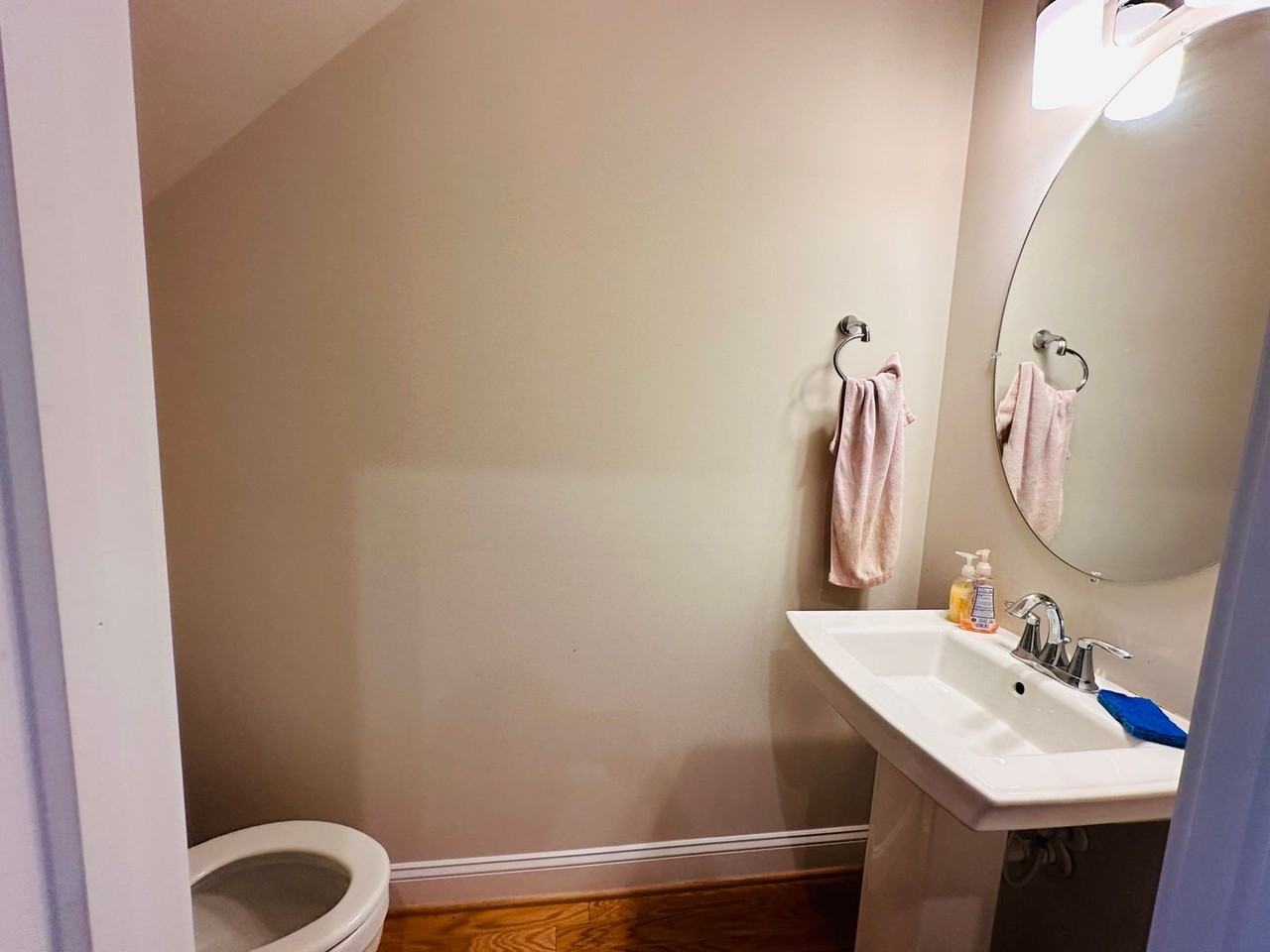 338 Midtown Way - Photo 4 of 16