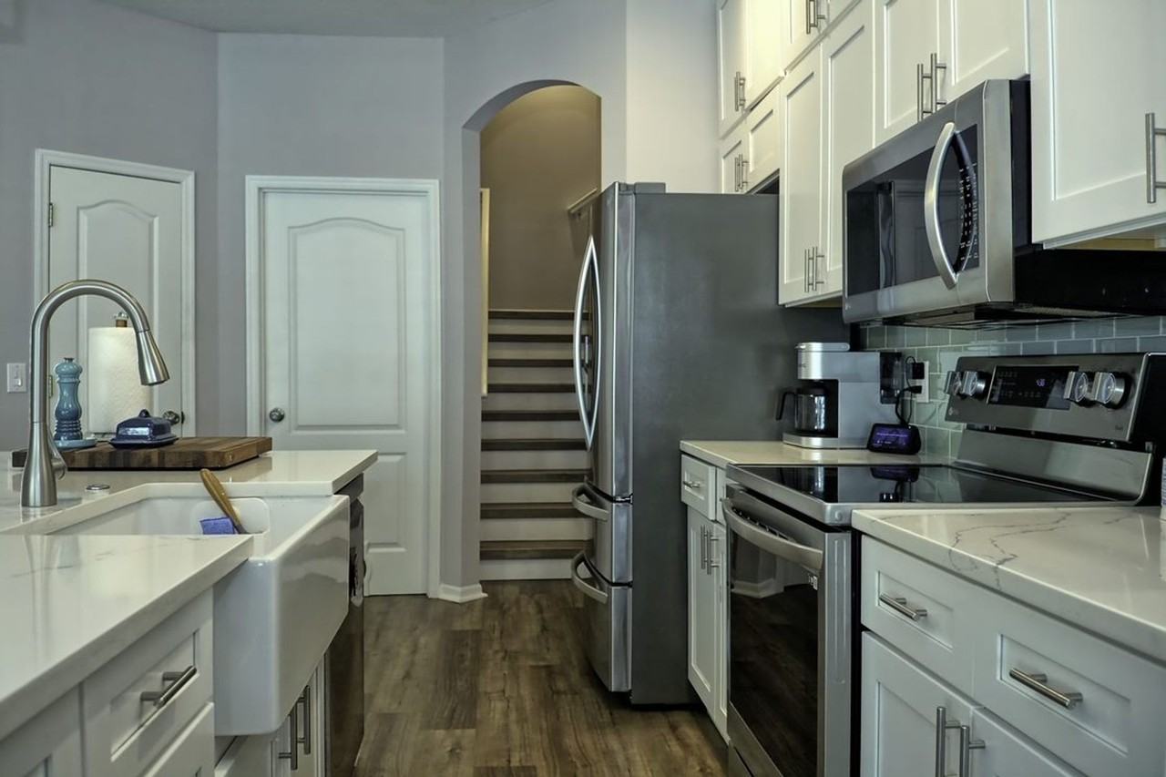 10107 Shortwood Ln - Photo 7 of 21