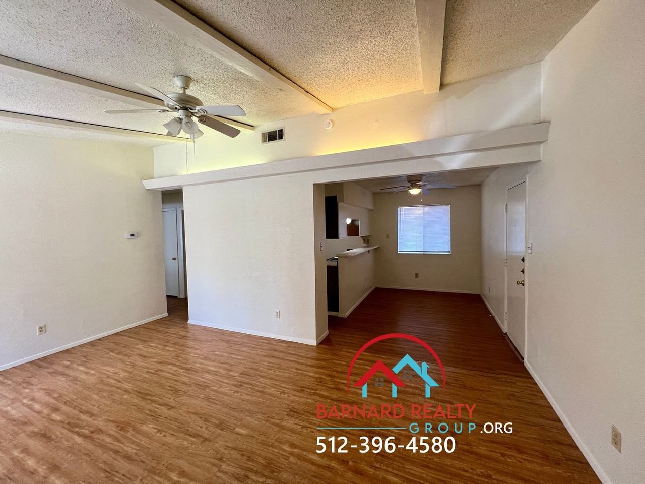 809 Allen St - Photo 6 of 14