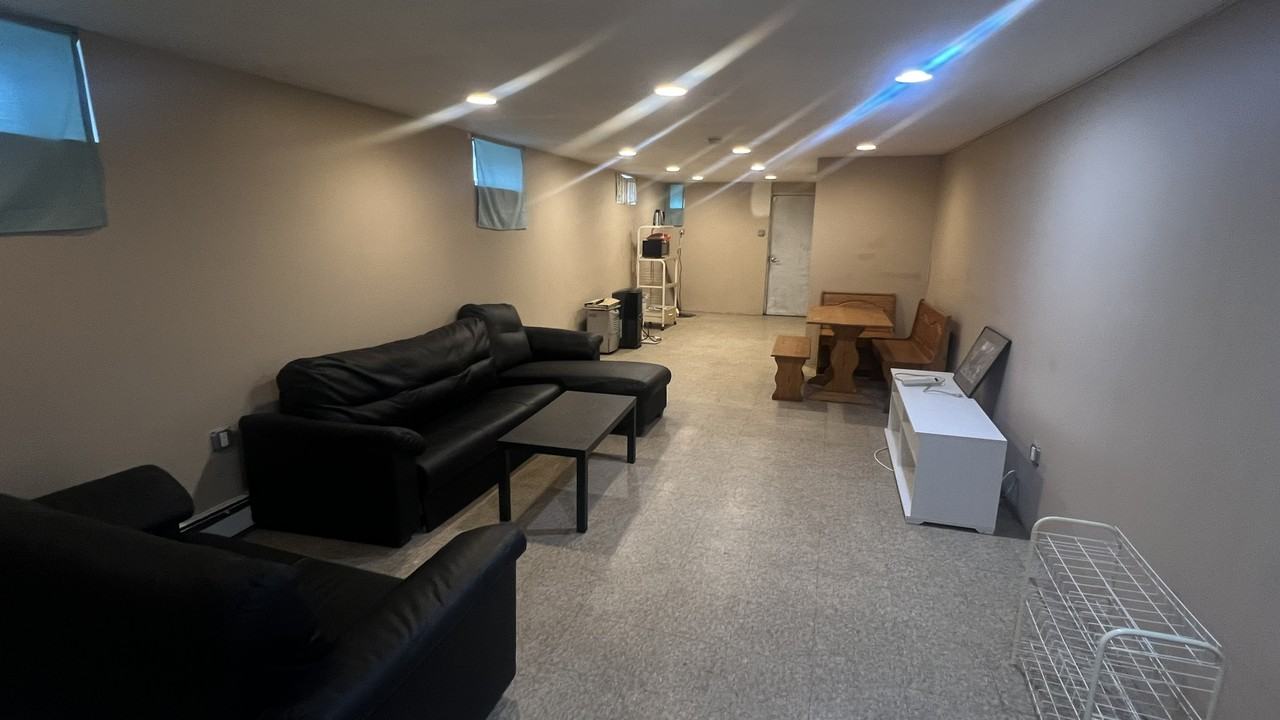 Brighton Ave & Harrison St, Belleville, NJ 07109 1 Bedroom Apartment