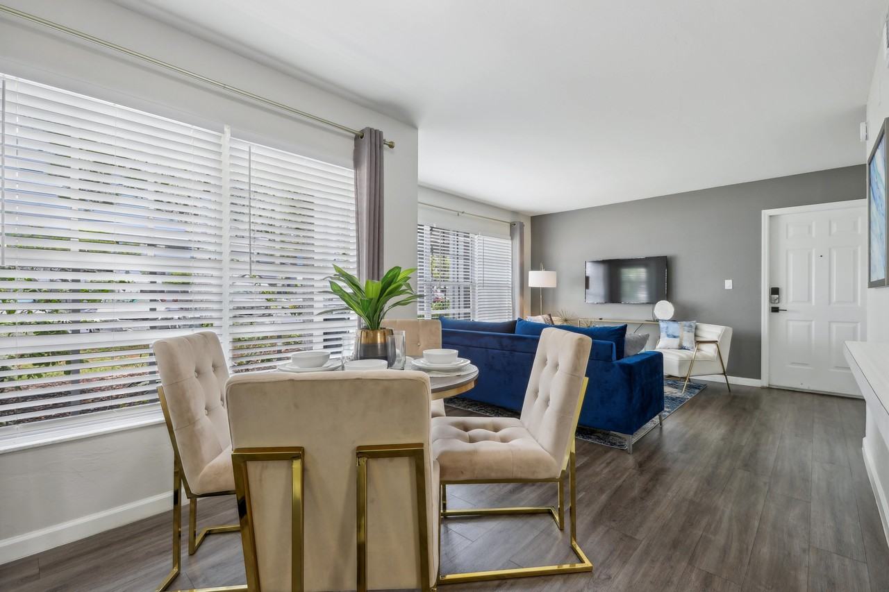 The Lennox - Photo 7 of 54