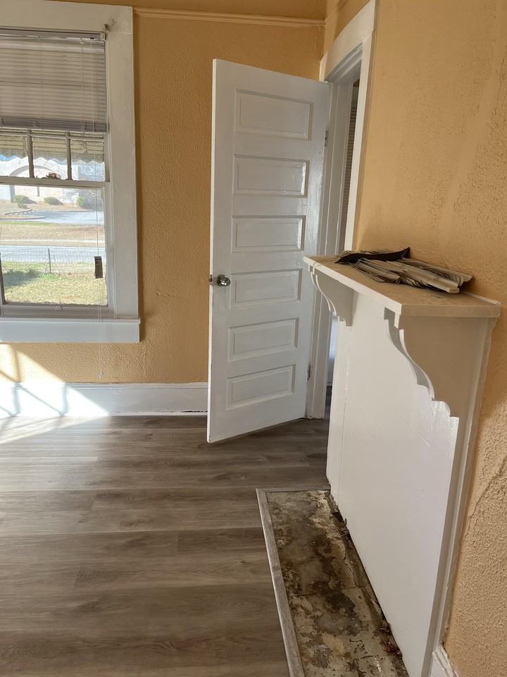720 Meriwether St #1 - Photo 4 of 13