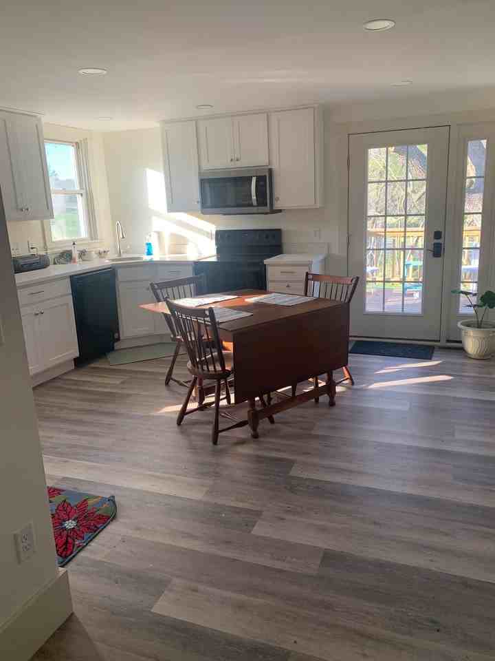 9 Seven Springs Ln - Photo 6 of 13