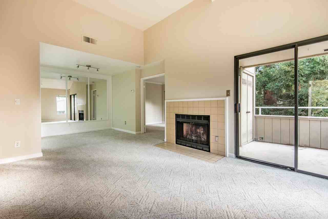 1679 Braddock Ct - Photo 2 of 13