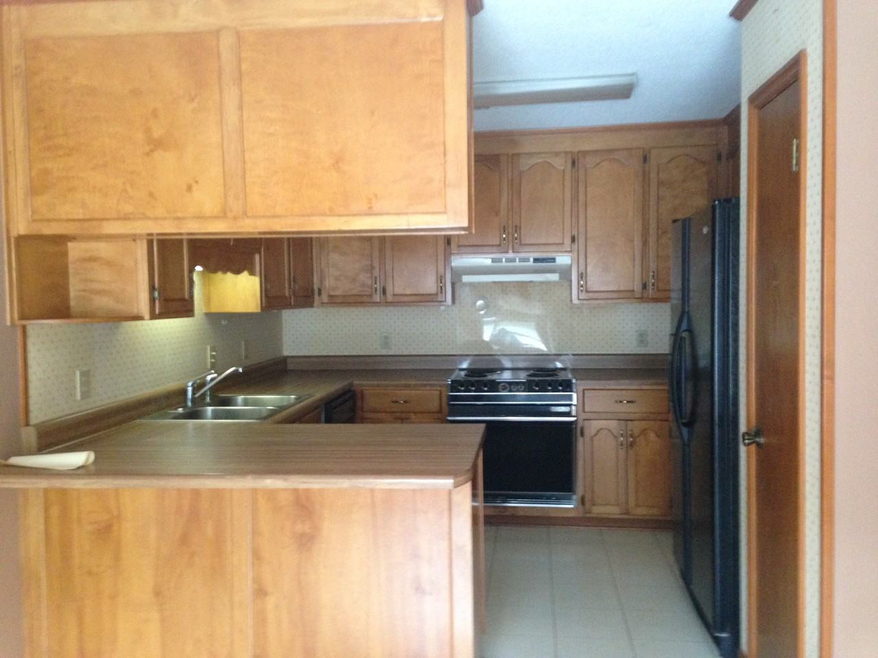 212 Banach Ct - Photo 3 of 6