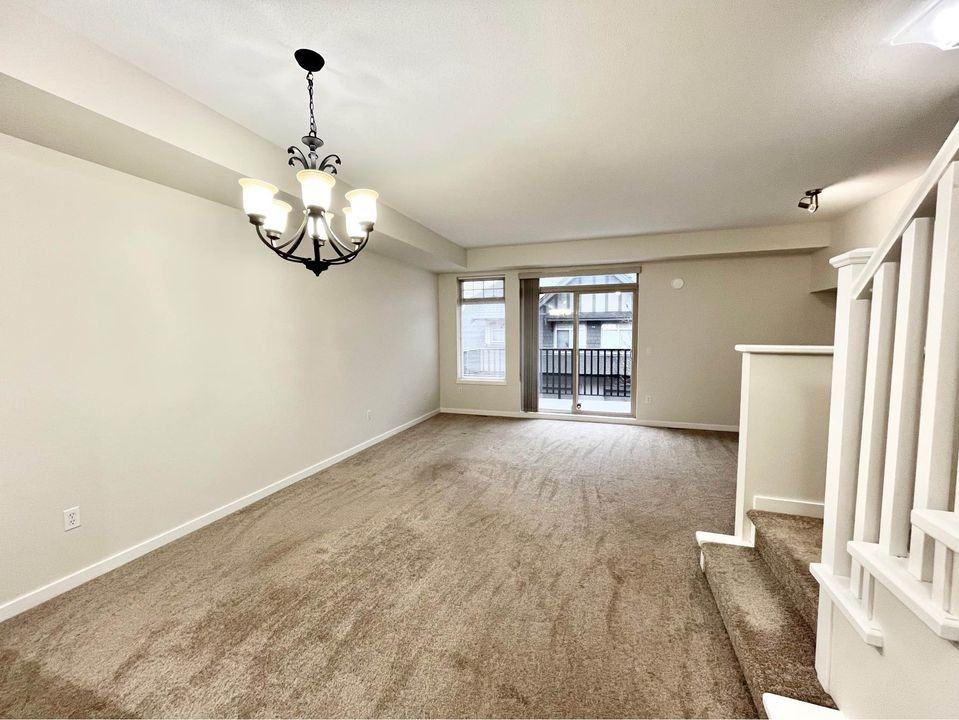 55 Hawthorn Drive ##88 - Photo 5 of 9