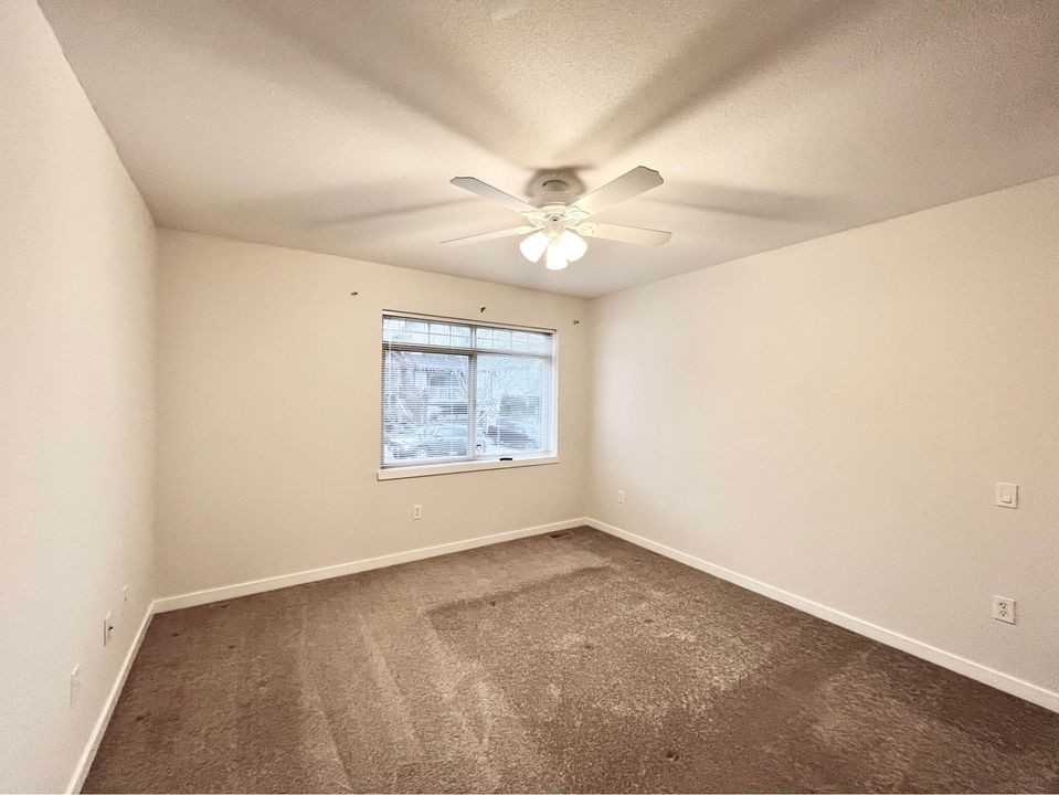 55 Hawthorn Drive ##88 - Photo 6 of 9