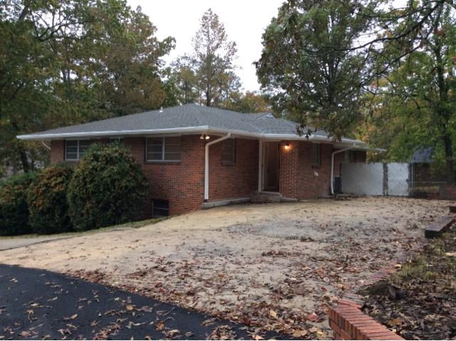 7016 Briarwood Ln - Photo 3 of 25