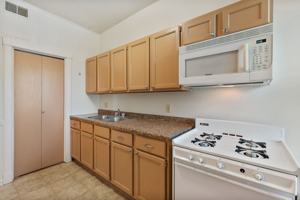 featured image of 805 N 22nd St