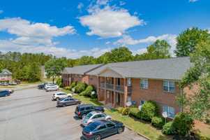 featured image of 120 Crown Point Dr