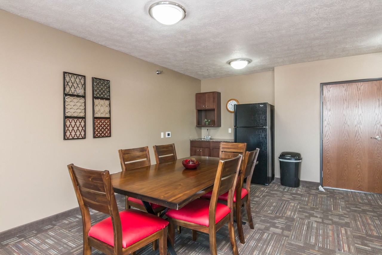 Prairie Vista Apartments - Photo 3 of 42