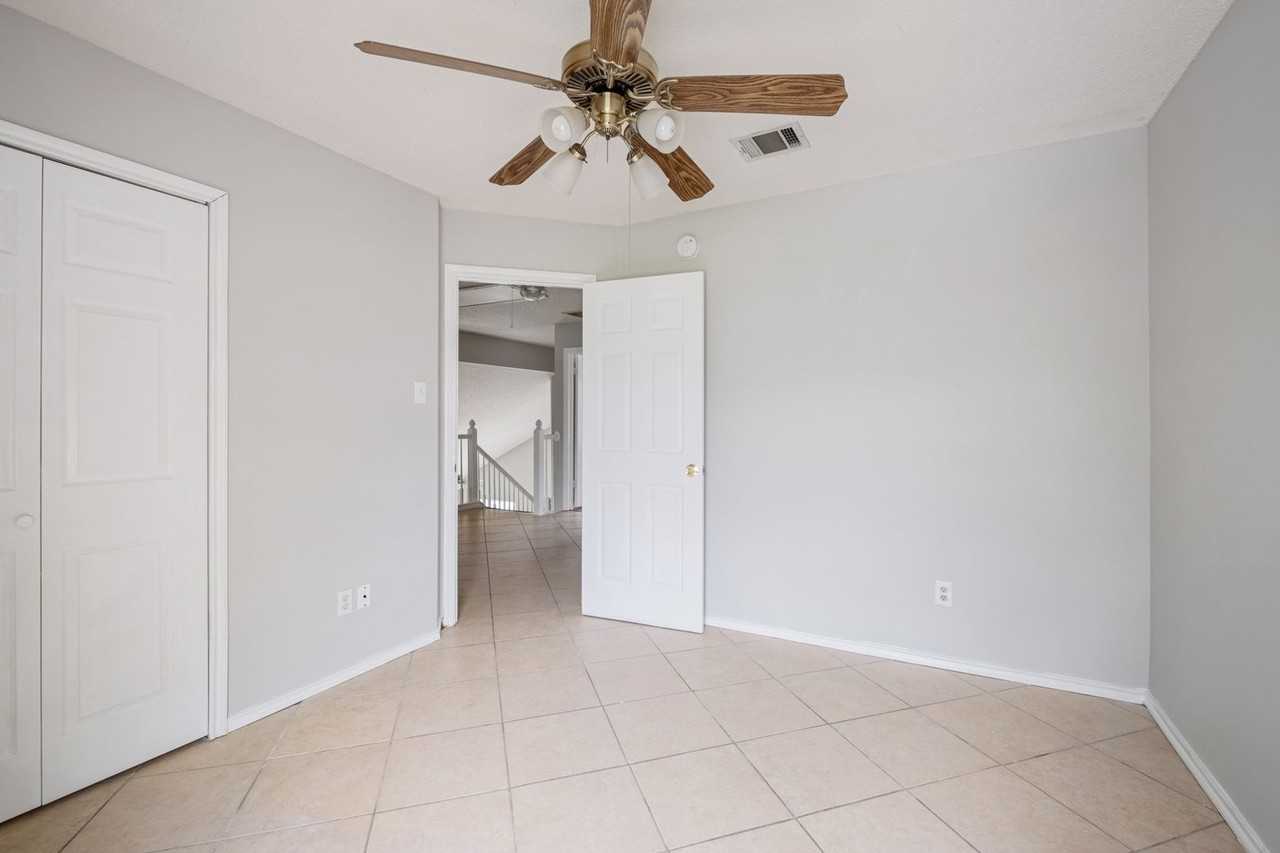3506 Hawk View Cv - Photo 2 of 24