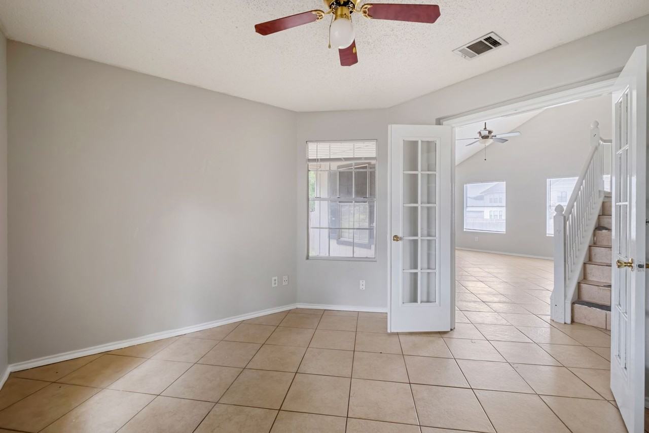 3506 Hawk View Cv - Photo 3 of 24