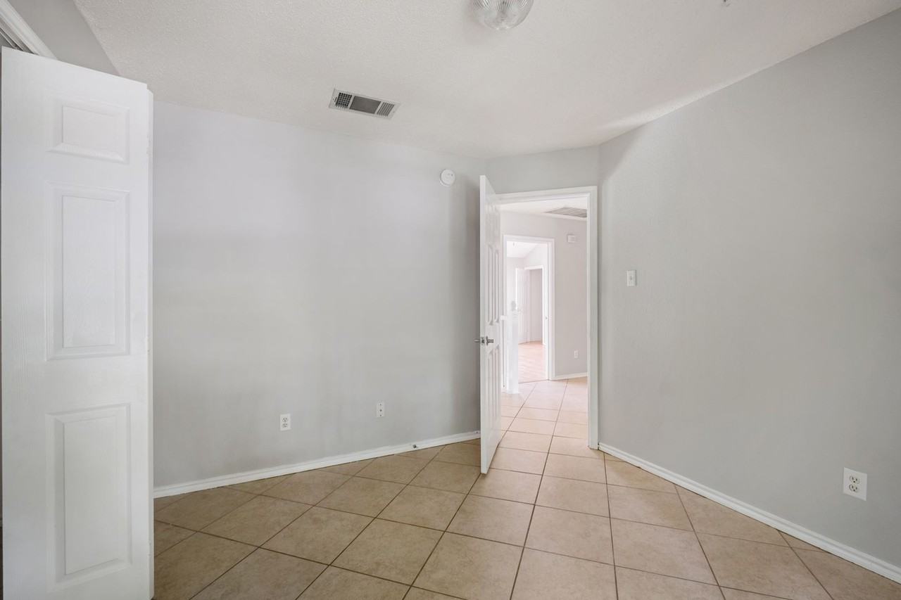 3506 Hawk View Cv - Photo 7 of 24