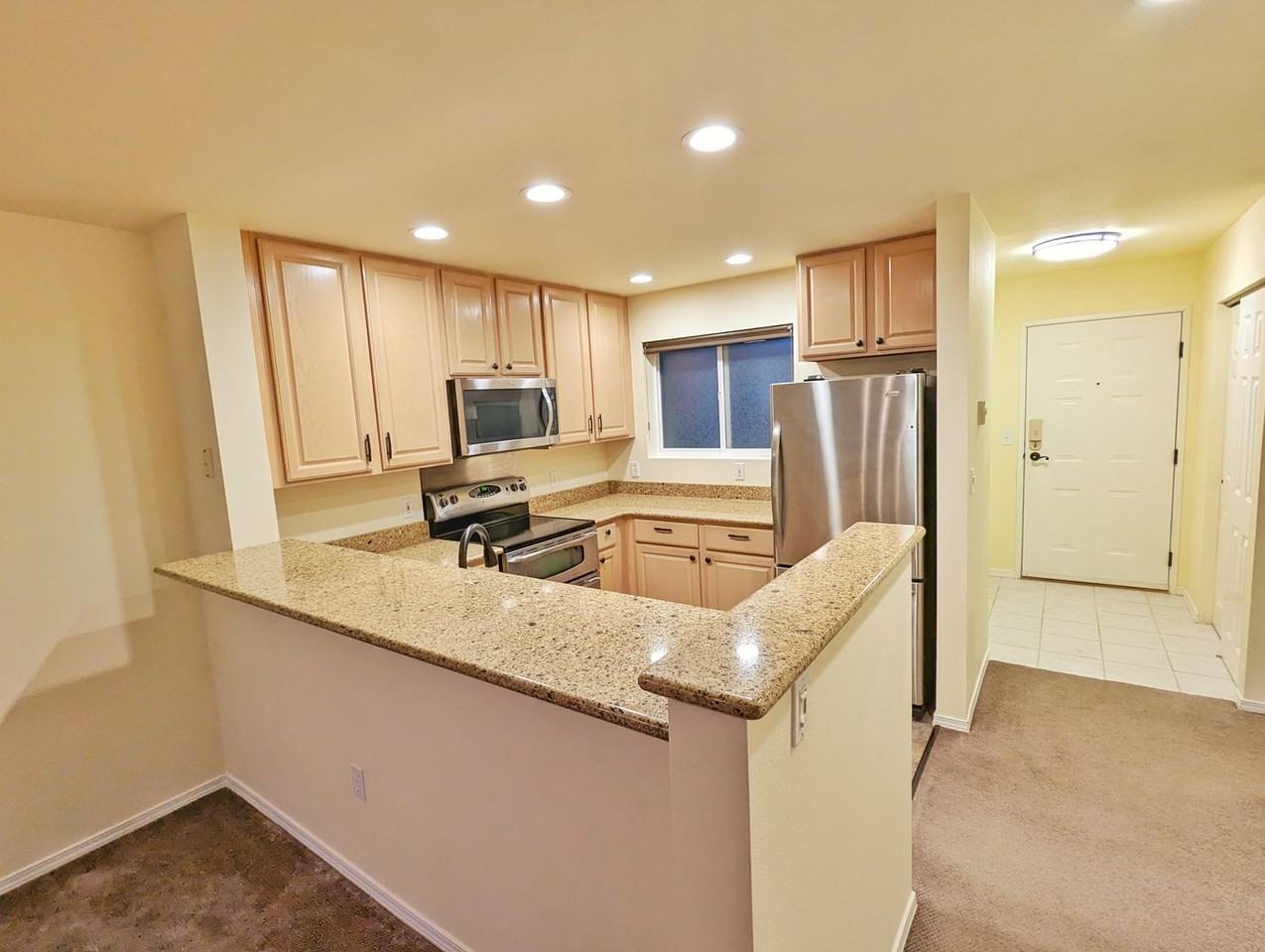 2551 Vista Dr - Photo 3 of 28