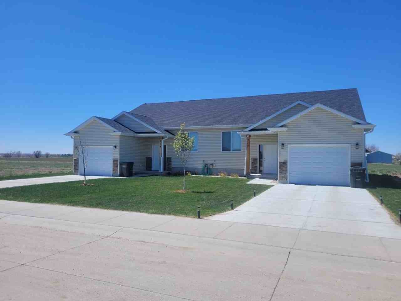 The Row R&S - Photo 2 of 2