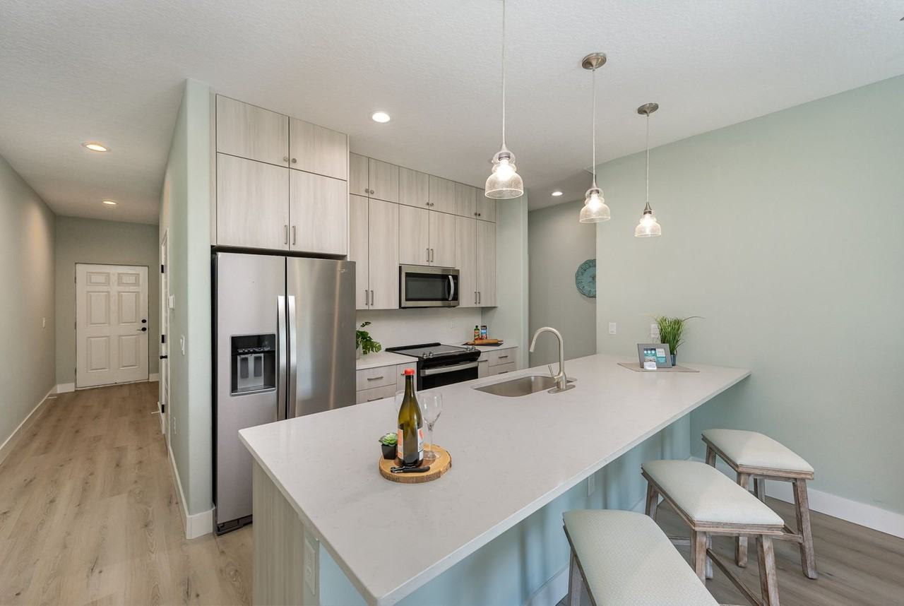 870 Paddleboard Ct - Photo 3 of 30
