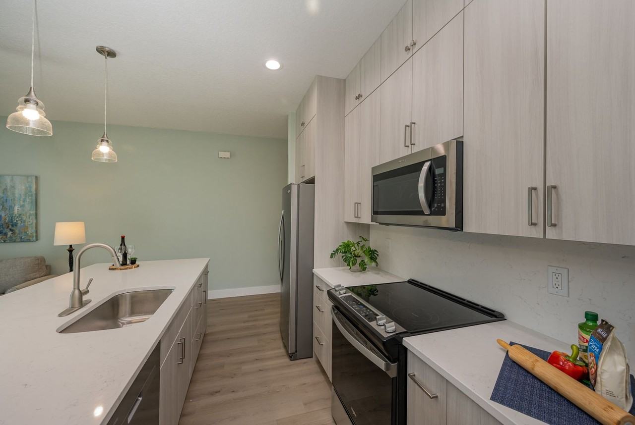 870 Paddleboard Ct - Photo 5 of 30