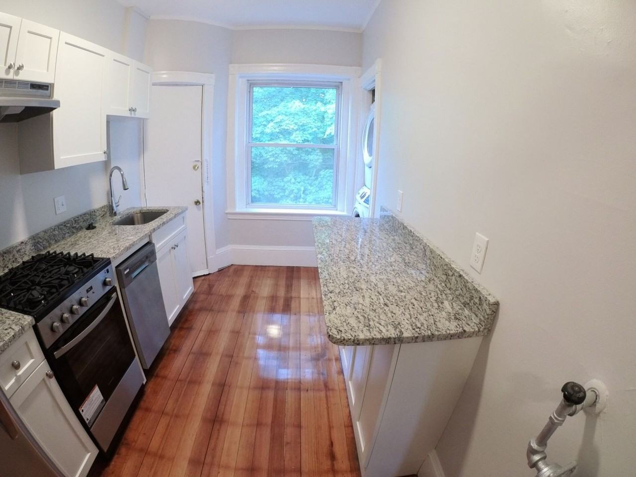 36 High St - Photo 4 of 10