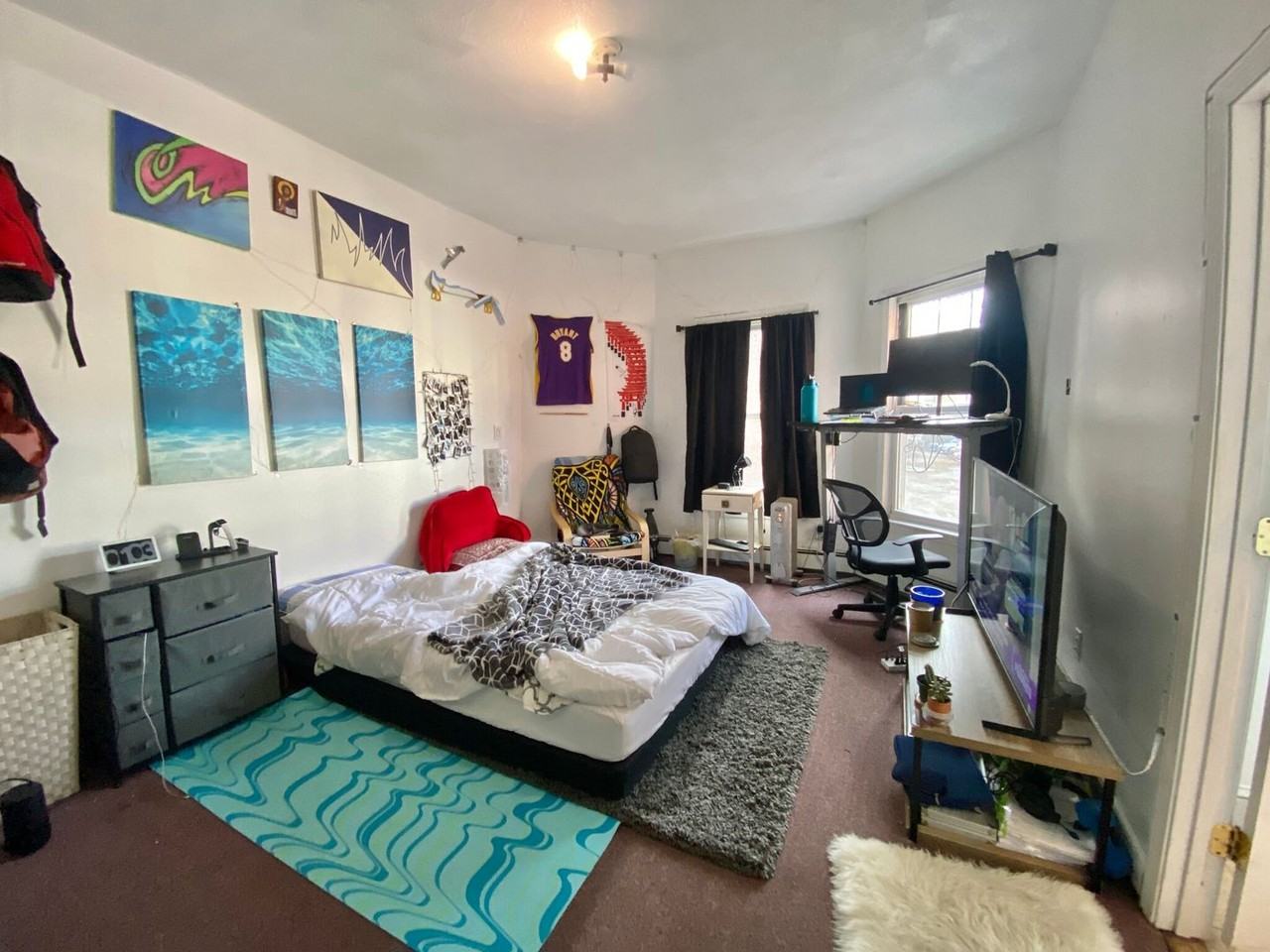 526 Harvard St - Photo 2 of 37