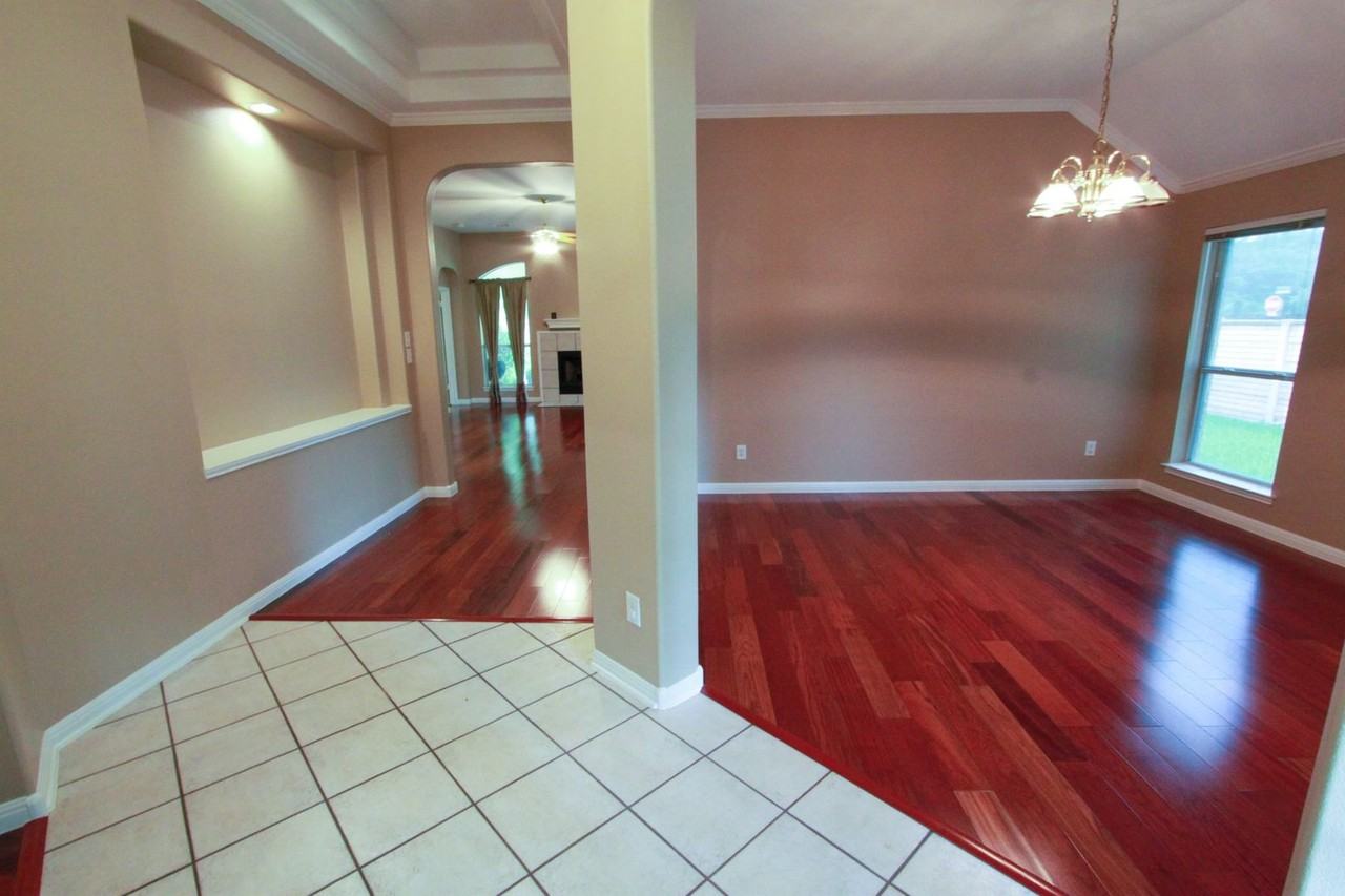 8509 Springfield Gorge Dr - Photo 5 of 37