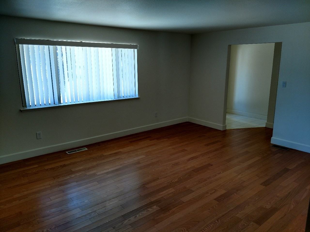 2192 Denevi Dr - Photo 7 of 17