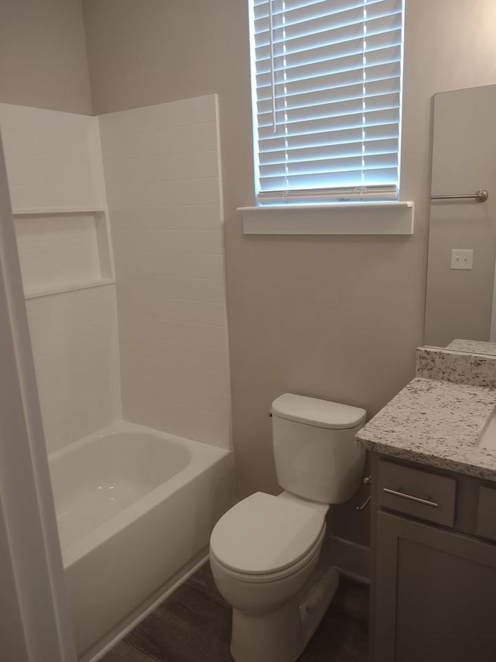 408 S Kelly St. - Photo 2 of 9