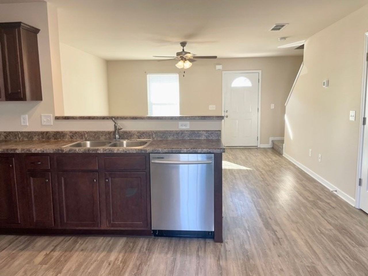 308 Dill Ln - Photo 5 of 22