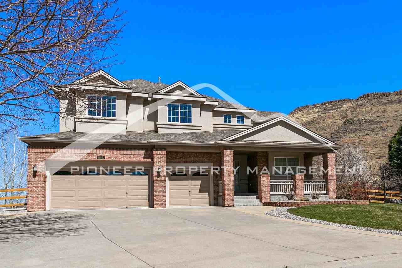 19033 W 53rd Dr - Photo 3 of 39