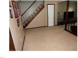 5622 Picadilly Ln - Photo 5 of 13