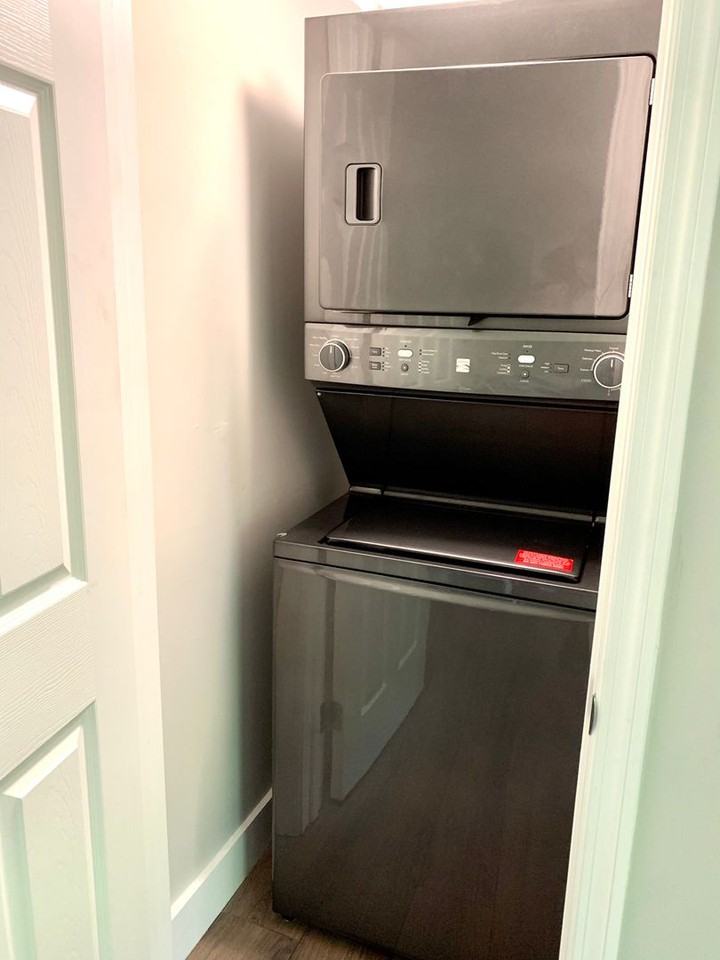 212 212 B Lanier Dr - 1 Bedroom - Photo 6 of 10