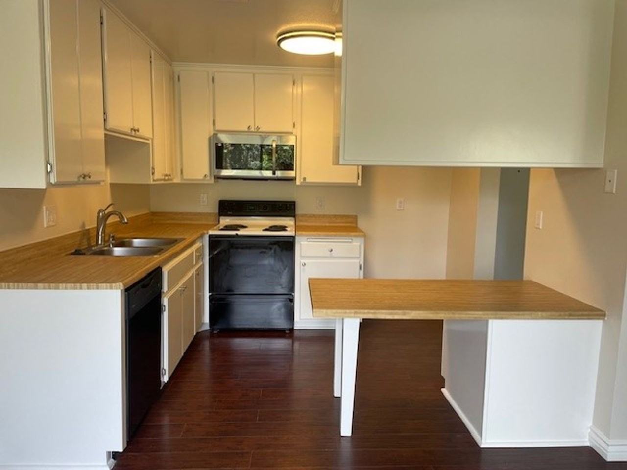 290 Sequoia Ct #13 - Photo 2 of 19