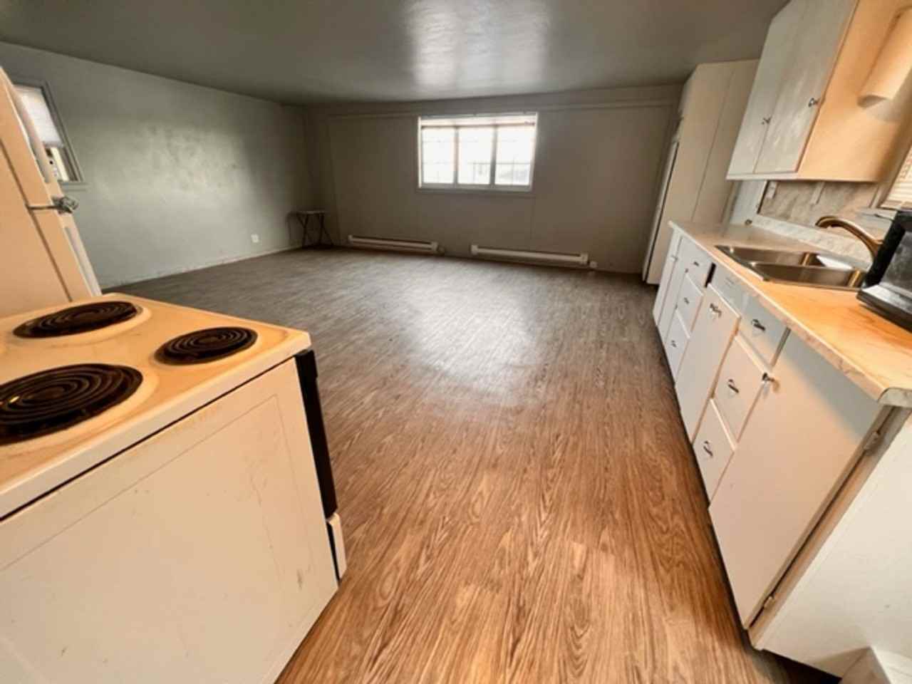 1901 1/2 S Federal Way - Photo 6 of 10