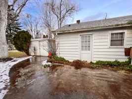 featured image of 1901 1/2 S Federal Way