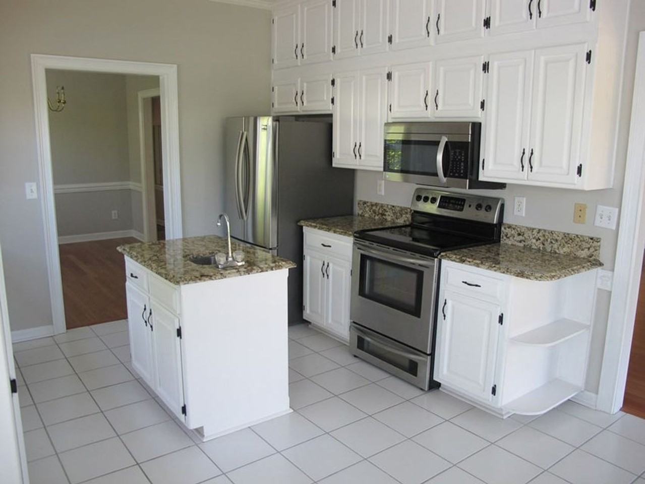 716 Crown Point Ct - Photo 6 of 23