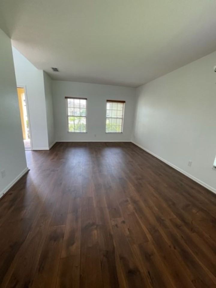 4738 Rockvale Dr - Photo 3 of 27