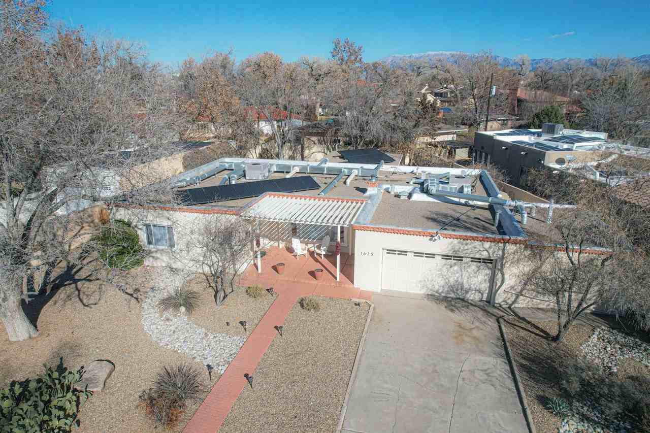 1625 Los Alamos Ave Sw - Photo 3 of 45
