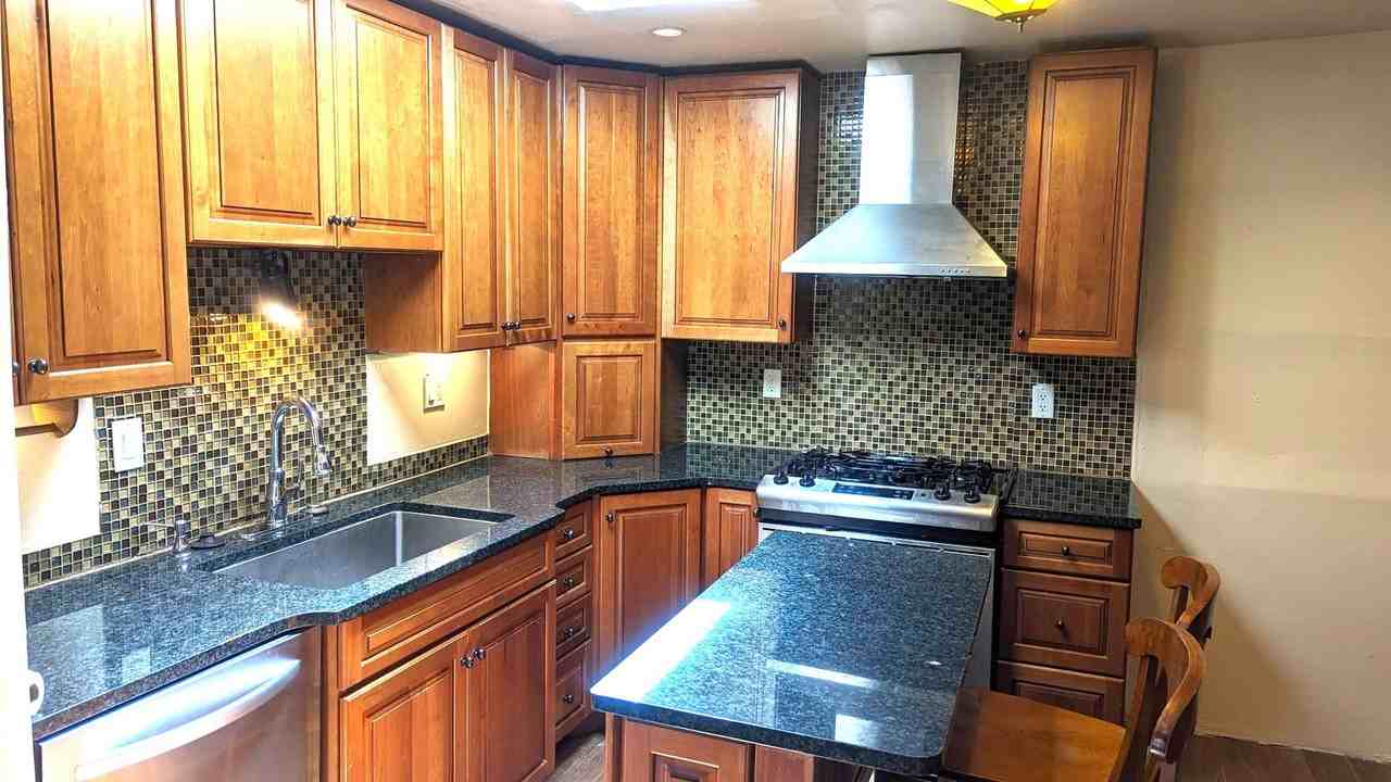 635 CALLE GRILLO - Photo 3 of 7
